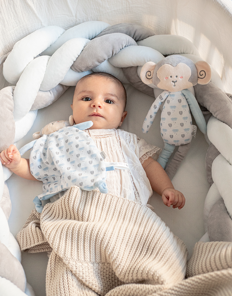 Trenza reductora protector de cuna Menta