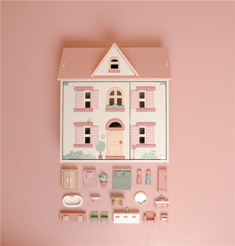 Casa de muñecas de madera