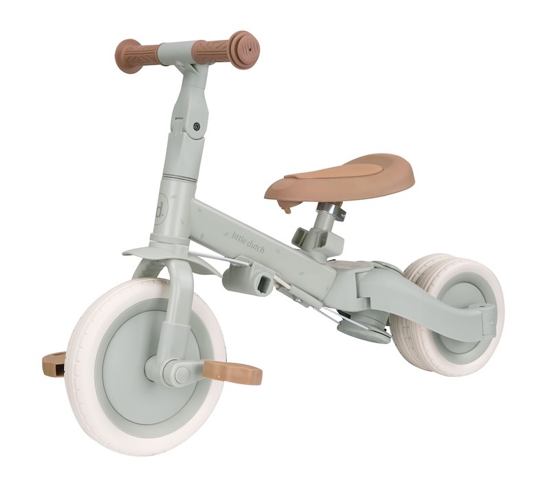 Triciclo con barra verde