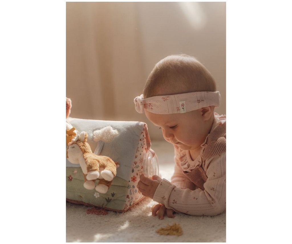 COJÍN DE ACTIVIDADES TRIANGULAR FAIRY GARDEN