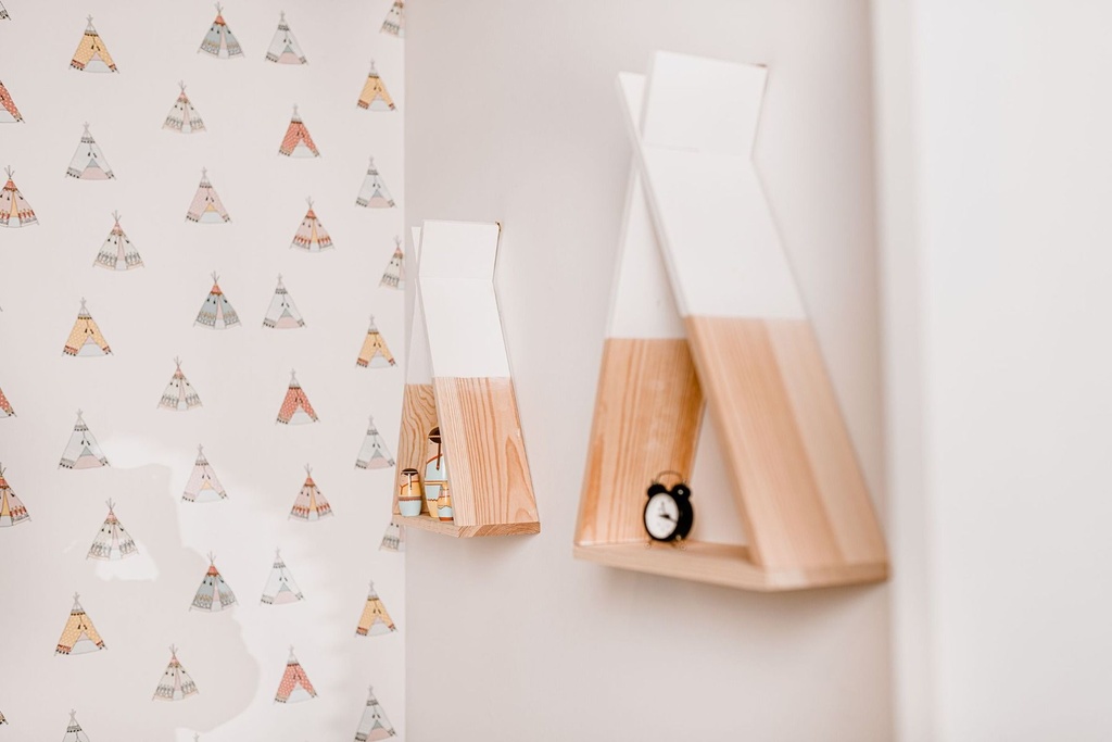 TIPI WALL SHELF